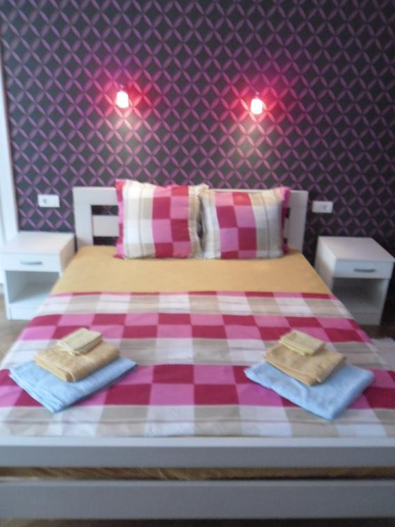 Family Top Rooms Bela Lada Sobe Новий Сад Номер фото